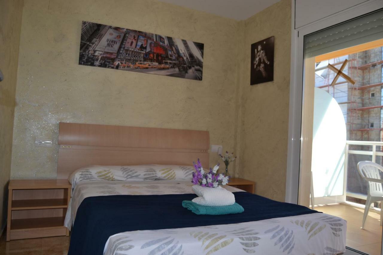 Fabuloso Apartamento Familiar Con Piscina En Salou Apartment ภายนอก รูปภาพ